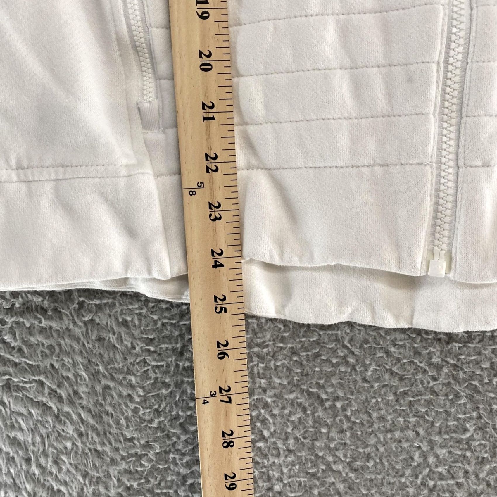 Lululemon Lululemon Jacket Womens 6 White Quilted Fleece Be True Full Zip Moto Pockets Shirt Size M / US 6-8 / IT 42-44 - 4 Thumbnail