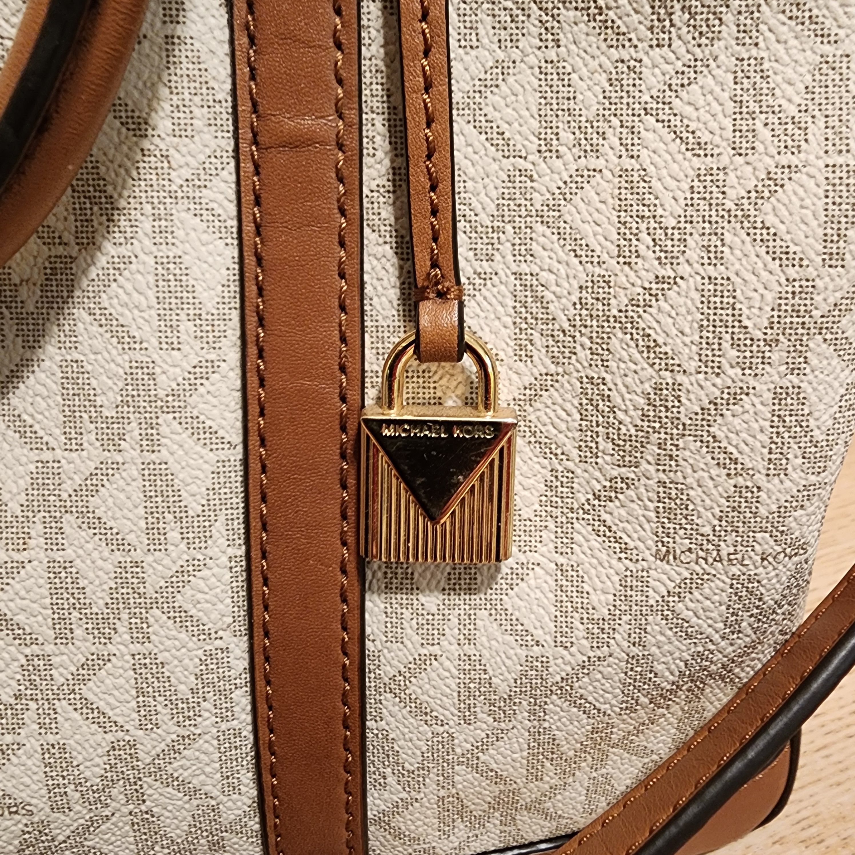 Michael Kors Michael Kors Signature Beckett Lg Satchel Acorn Vanilla Bag Size ONE SIZE - 4 Thumbnail