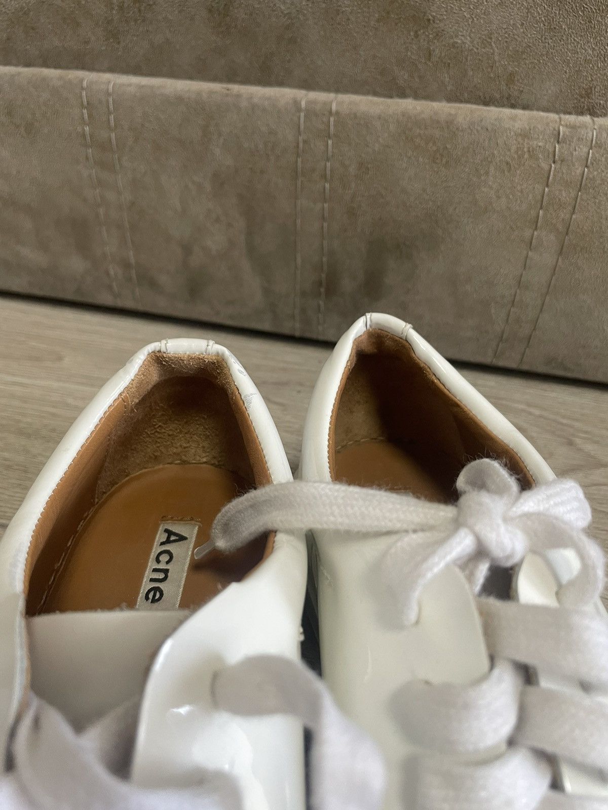 Acne Studios Acne Studios Adriana Patent White Low-Top Sneakers Size US 7 / IT 37 - 19 Thumbnail