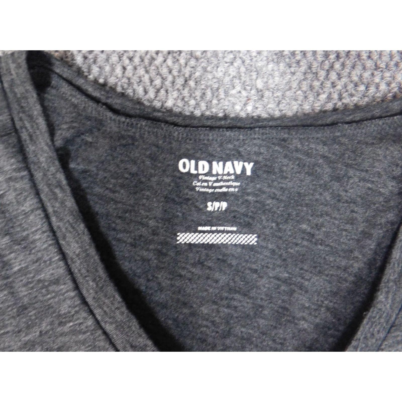 Old Navy Old Navy Womens Shirt Small Gray V-Neck stretch Blouse Casual Regular Short Sleeve Rayon V-Neck Pullover Han? Size S / US 4 / IT 40 - 5 Thumbnail