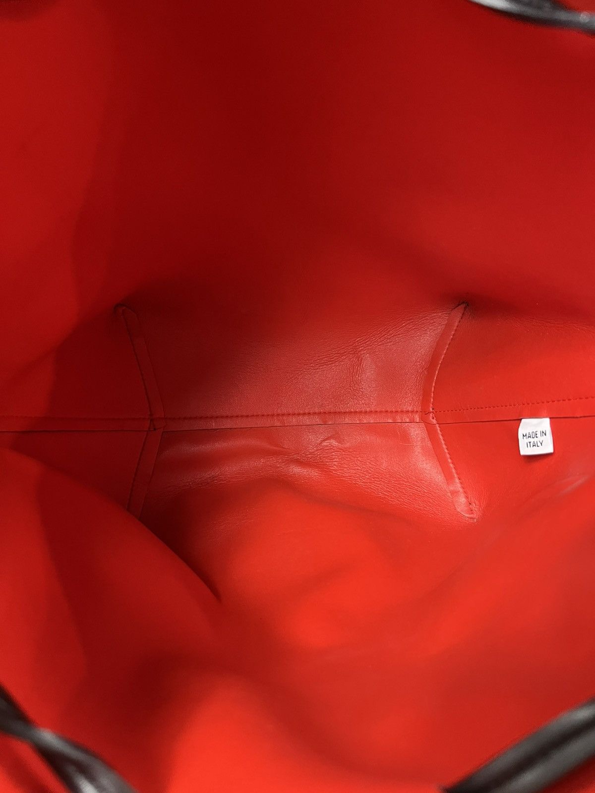 Mansur Gavriel Mansur Gavriel leather bucket bag black red big crossbody Size ONE SIZE - 14 Thumbnail
