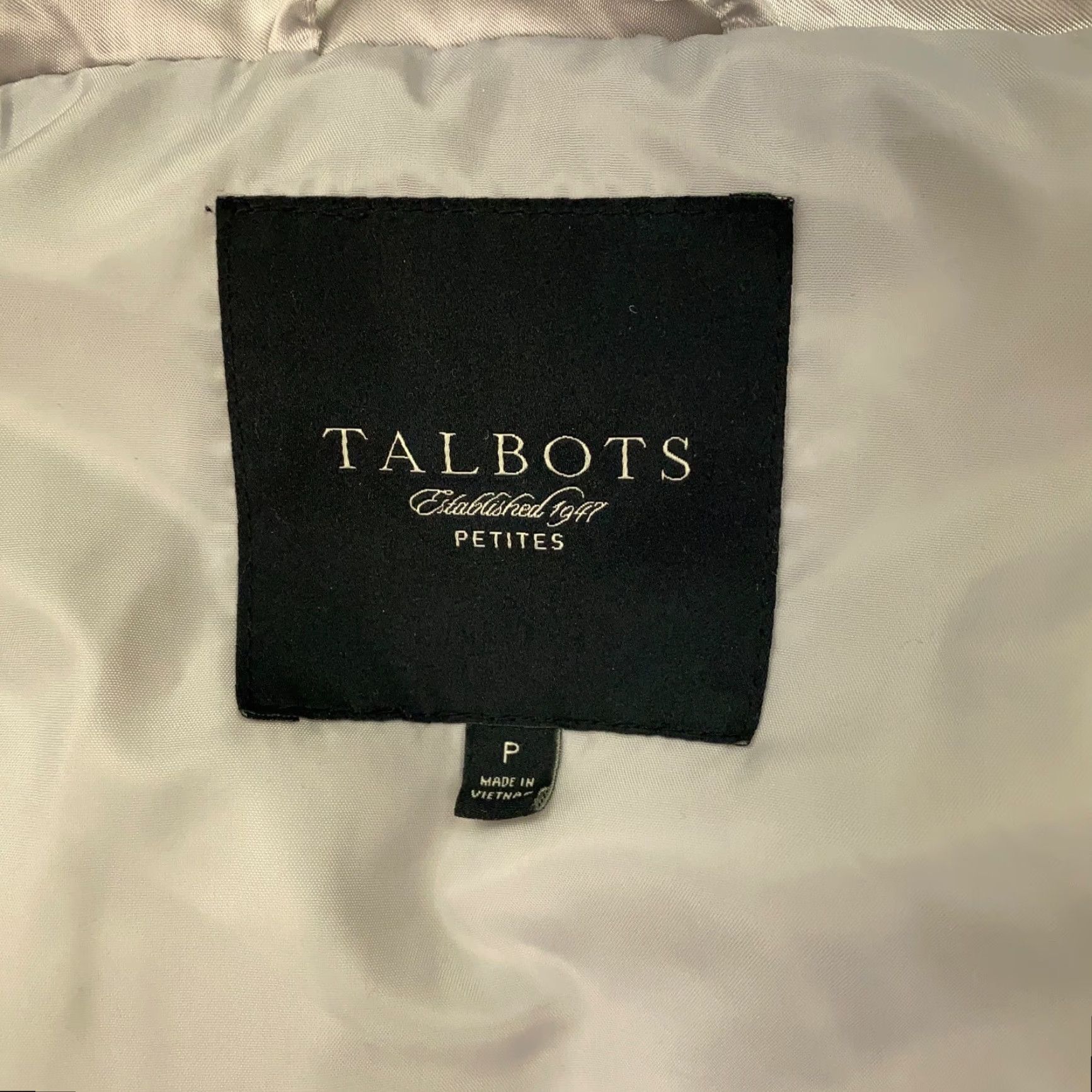 Talbots VINTAGE Talbots Petites Puffer Vest Womens P (Size 0/2) Silver Down Full Zip Pockets Size XXS / US 00 / IT 34 - 3 Thumbnail
