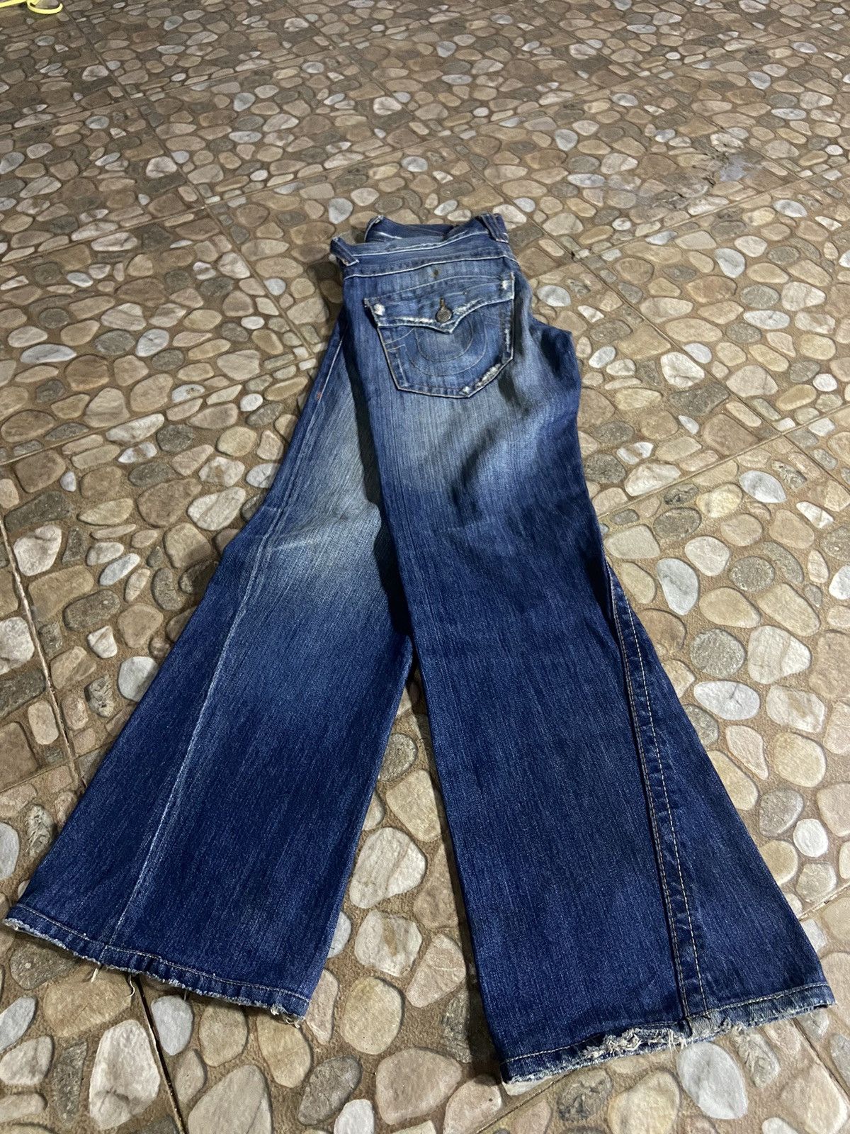 True Religion VTG TRUE RELIGION FLARE DENIM PANTS Size US 33 - 8 Thumbnail