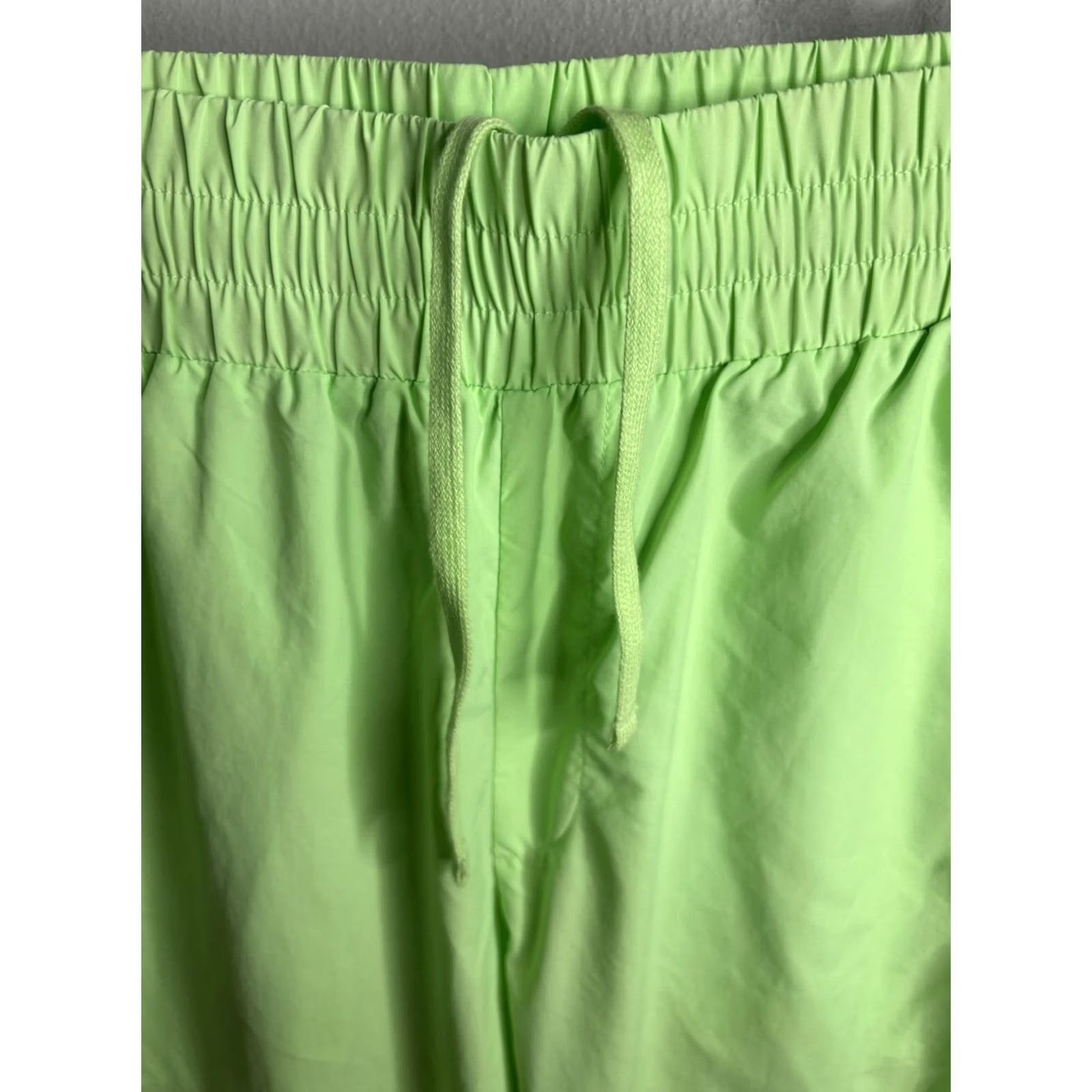 Puma PUMA BMW M Motorsport Pants Mens XL Green Track Golf Pockets Zip Pockets Woven Racing Size US 36 / EU 52 - 4 Thumbnail