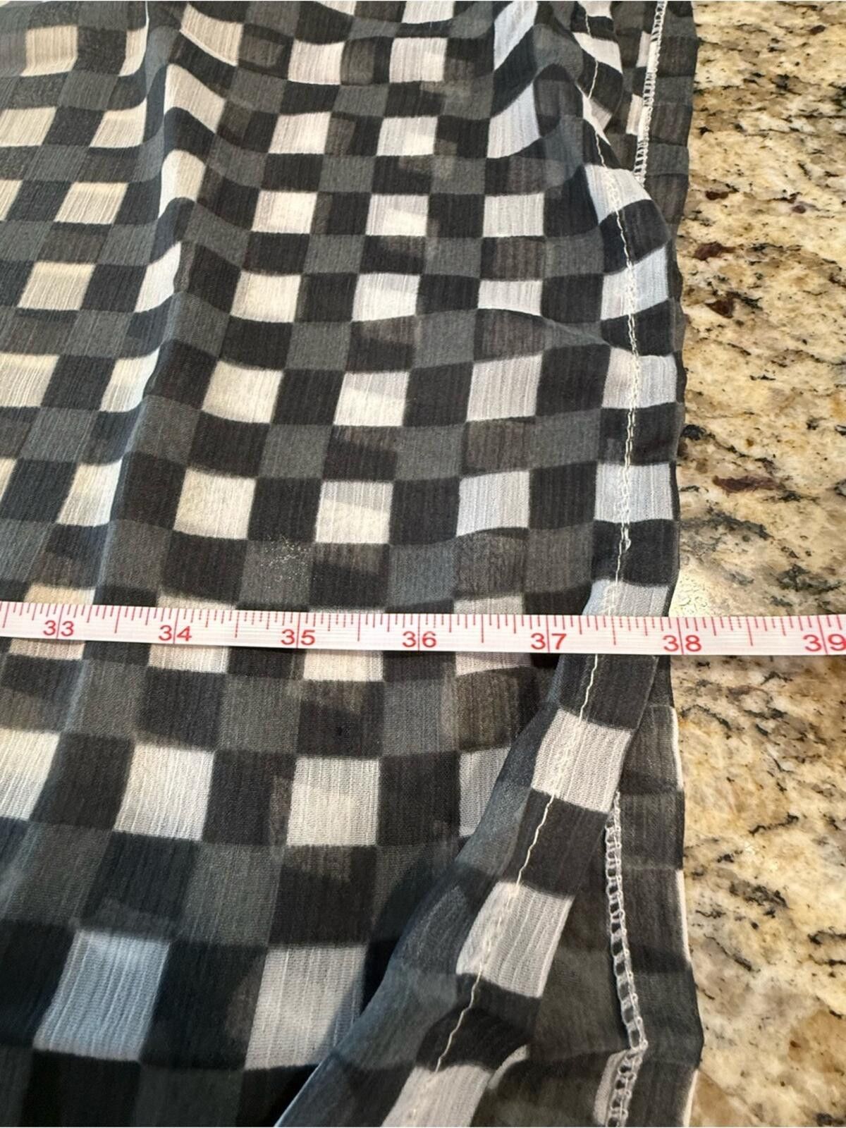 Steve Madden Steve Madden cape shawl coverup neutral checkered OSFM Size ONE SIZE - 10 Thumbnail
