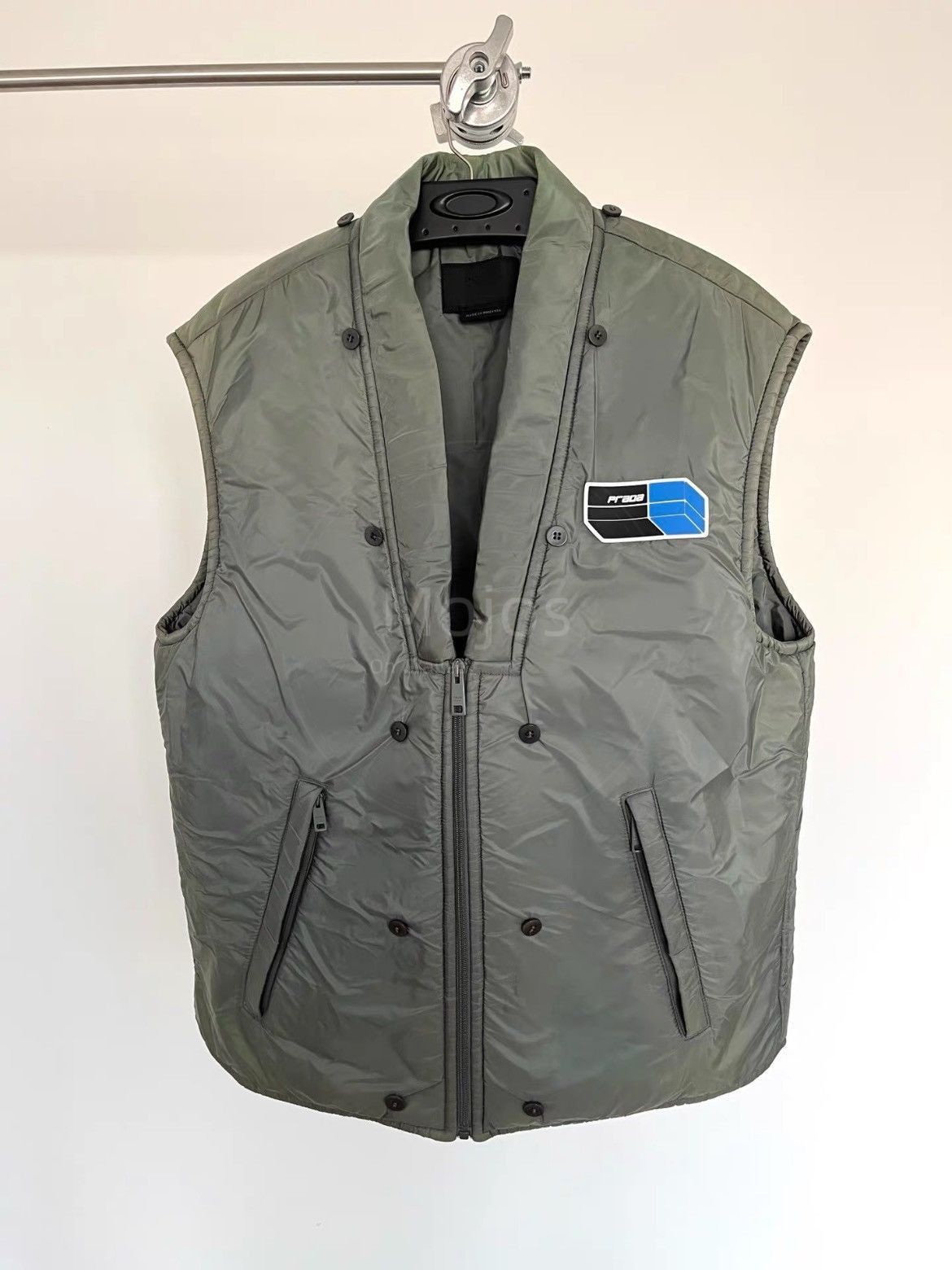 Prada Prada Runway Logo Label Vest-2508 Size US M / EU 48-50 / 2 - 1 Thumbnail