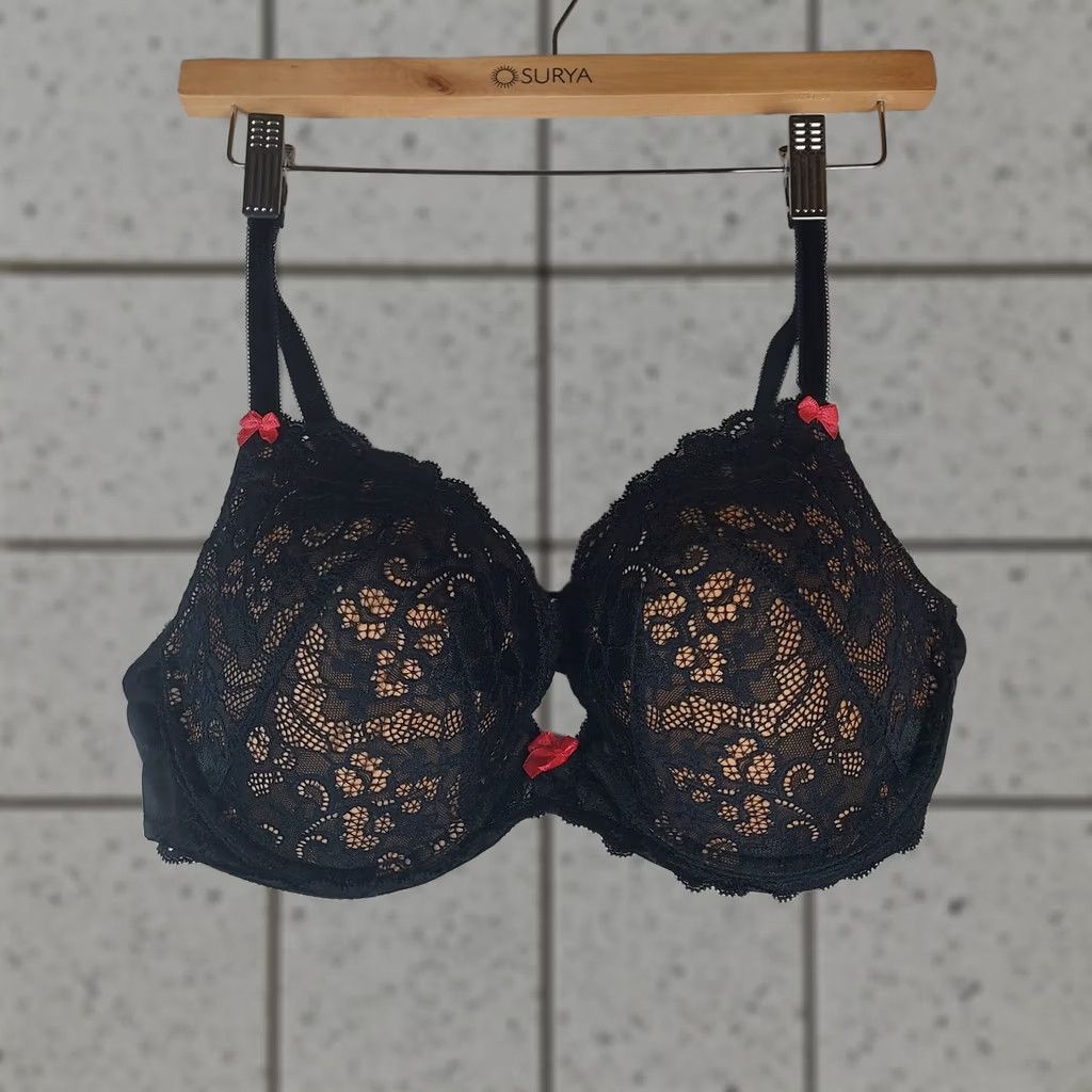 Vintage Adore Me Black Lace Underwire Bra 36DD with Red Bows – Padded Demi Style Balconette Bra Women Mens Size ONE SIZE - 1 Thumbnail
