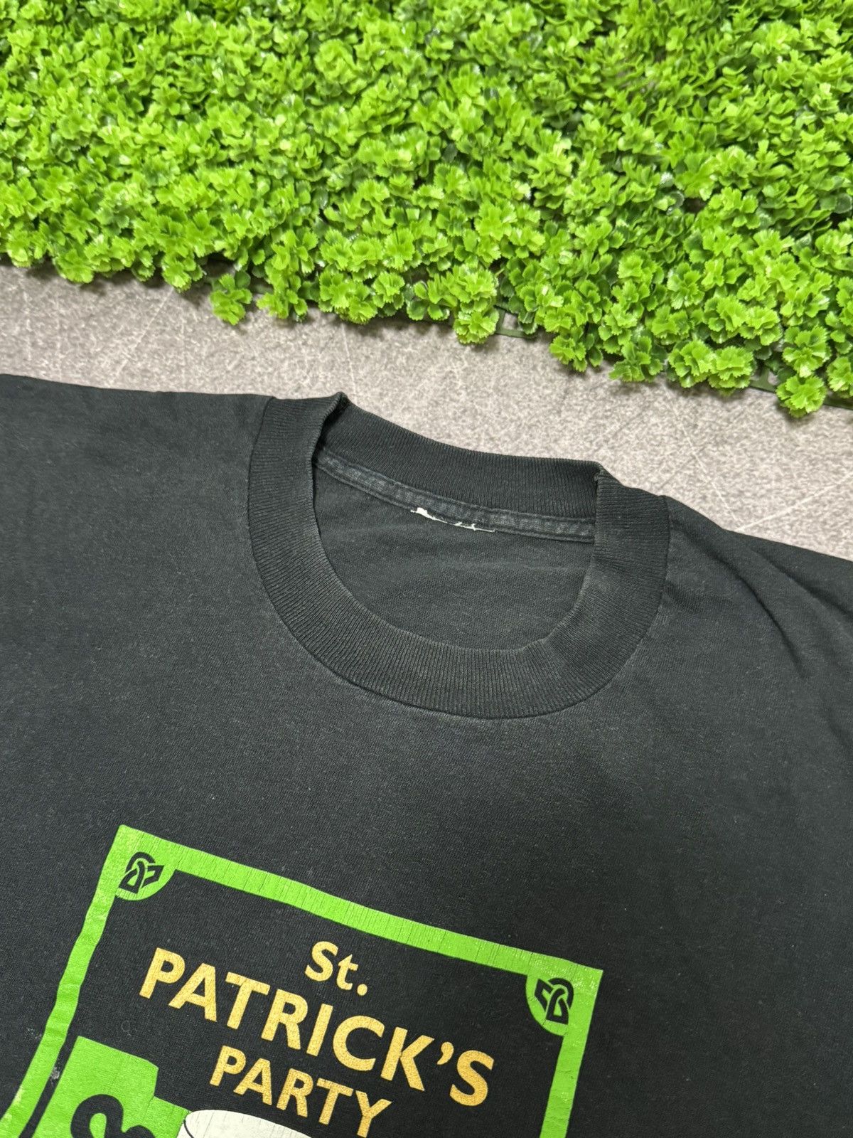 Retrofit Vintage 90’s Guinness St. Patrick’s Day Beer Tee Size US XL / EU 56 / 4 - 2 Thumbnail