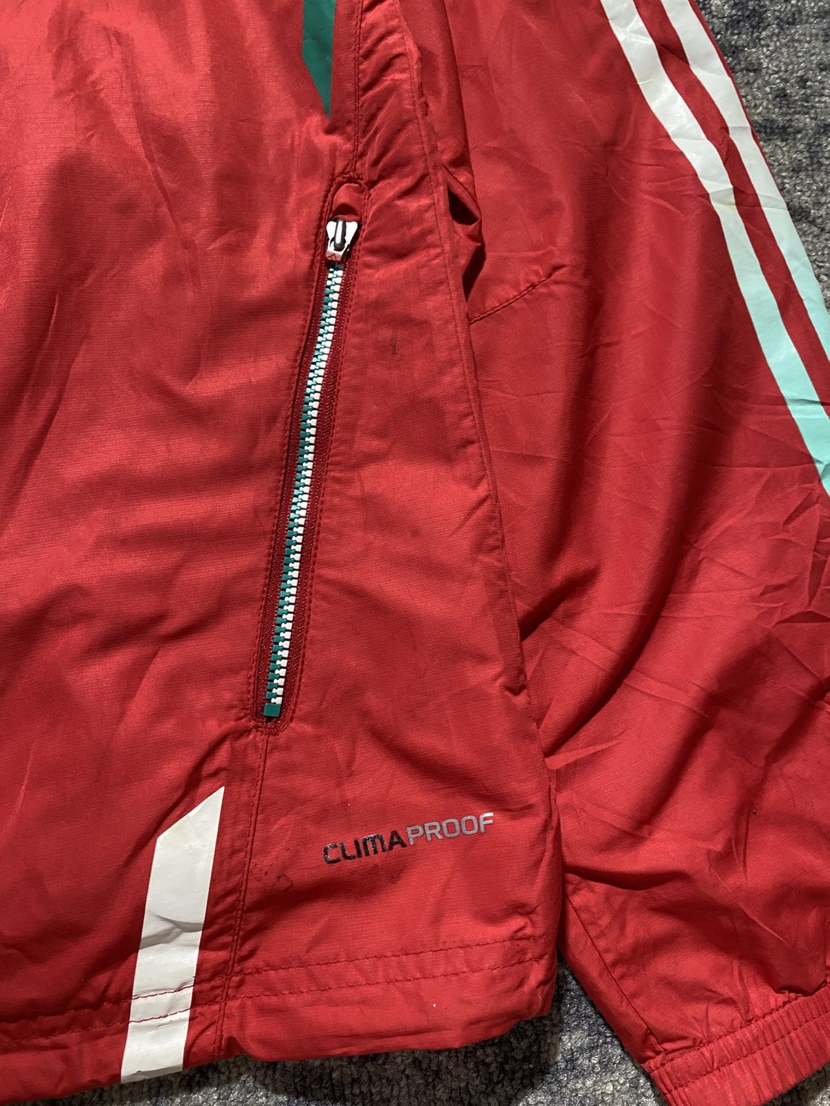 Adidas Windbreaker jacket liverpool 2010 Size US L / EU 52-54 / 3 - 6 Thumbnail