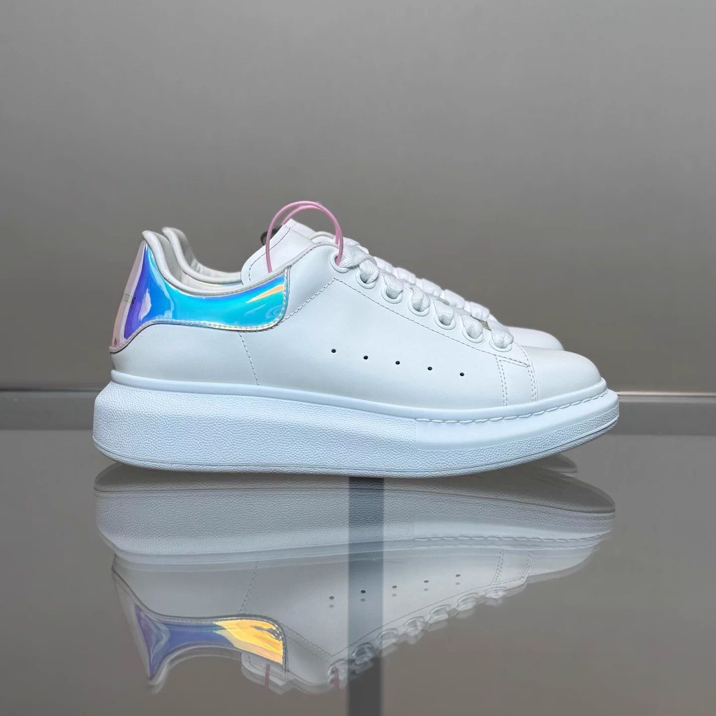 Alexander McQueen Alexander McQueen Iridescent White Sneakers EU37 99 Size US 6 / IT 36 - 3 Thumbnail