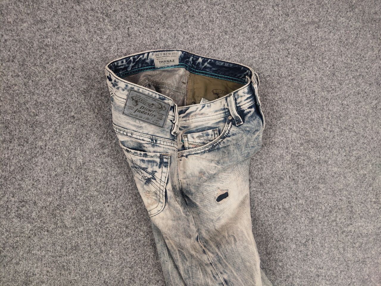 Diesel Diesel Thanaz Vintage Washed Distressed Denim Jeans l.g.b. Size US 30 / EU 46 - 14 Thumbnail