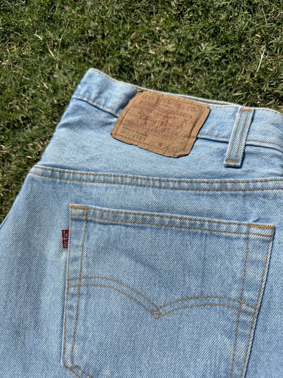 Levi's × Vintage Vintage 80’s Levi’s 501 jeans stonewash 501 0111 Size US 34 / EU 50 - 4 Thumbnail