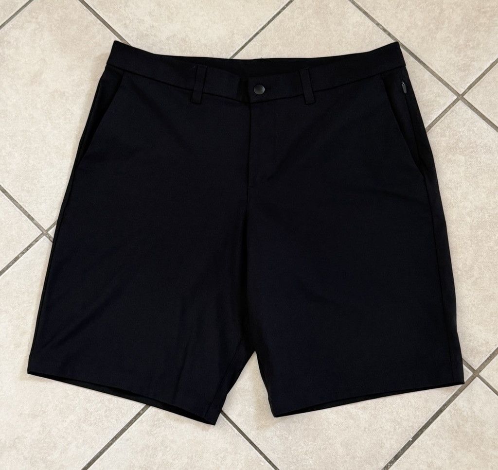 Lululemon LULULEMON COMMISSION MEN’ S SHORT RELAXED 11” BLACK SIZE 36 Size US 36 / EU 52 - 2 Thumbnail