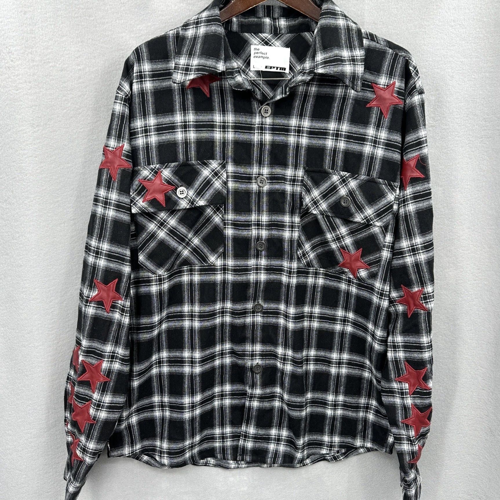 Vintage EPTM Shirt Mens L Flannel Button Front Stars Street Style Oversized Western y2k Size US L / EU 52-54 / 3 - 2 Thumbnail
