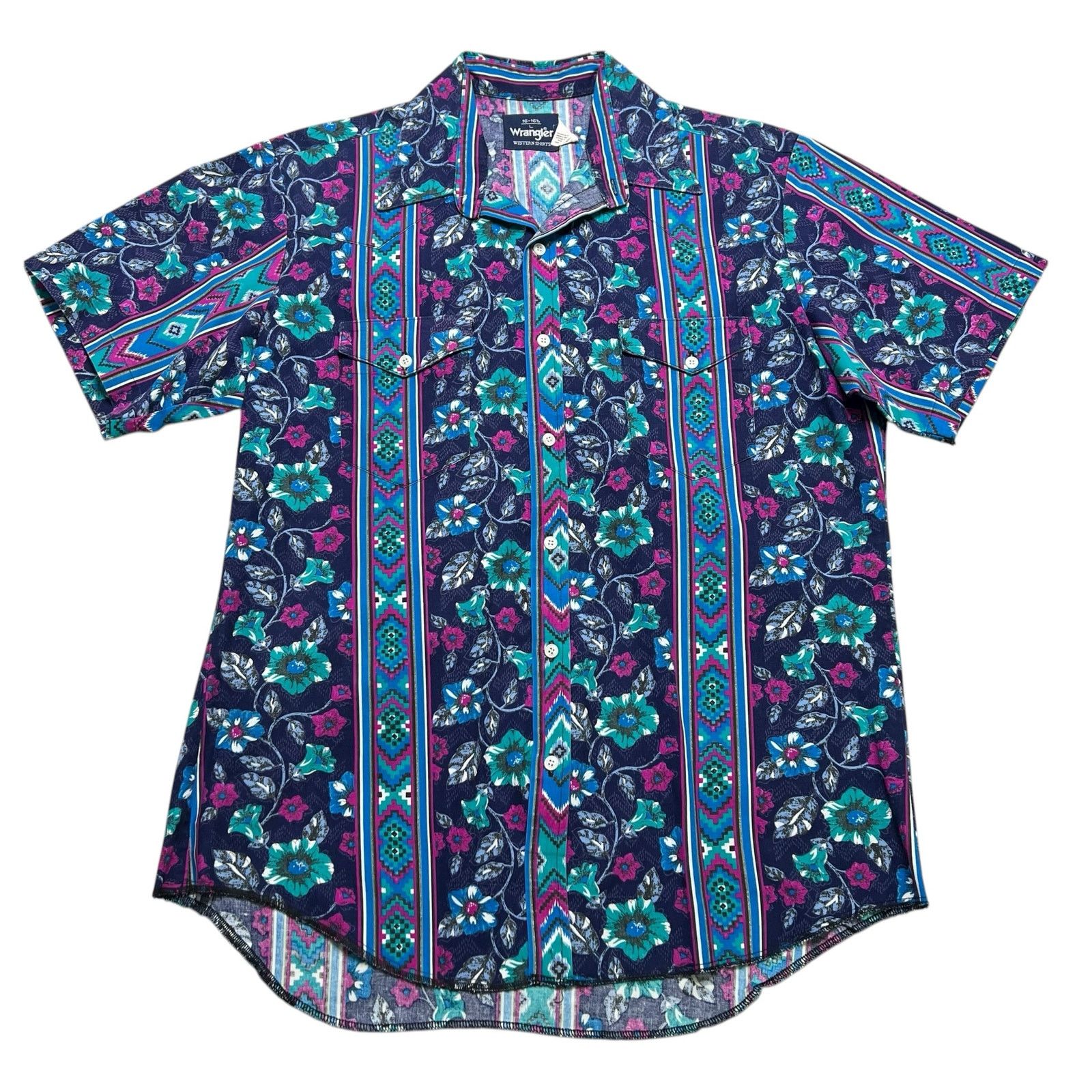 Wrangler Vintage Wrangler Western Shirt Floral Aztec Stripe size L Size US L / EU 52-54 / 3 - 1 Thumbnail