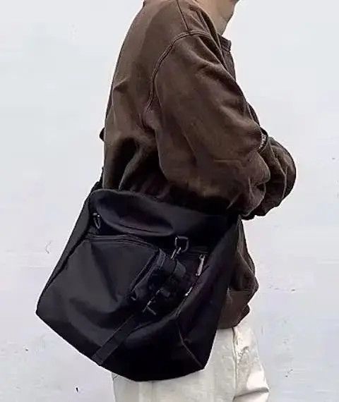 Japanese Brand Fashion y2k waterproof crossbody messenger bag Size ONE SIZE - 2 Thumbnail