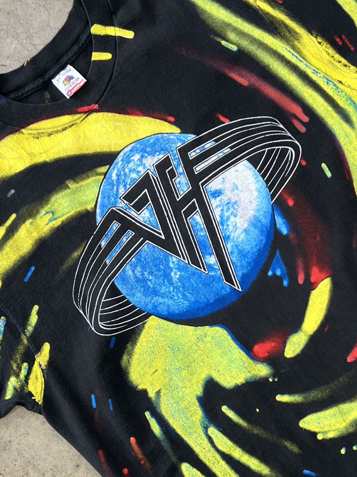 Band Tees Vintage 1993 Van Halen World Tour Concert Tee XL Size US XL / EU 56 / 4 - 1 Thumbnail