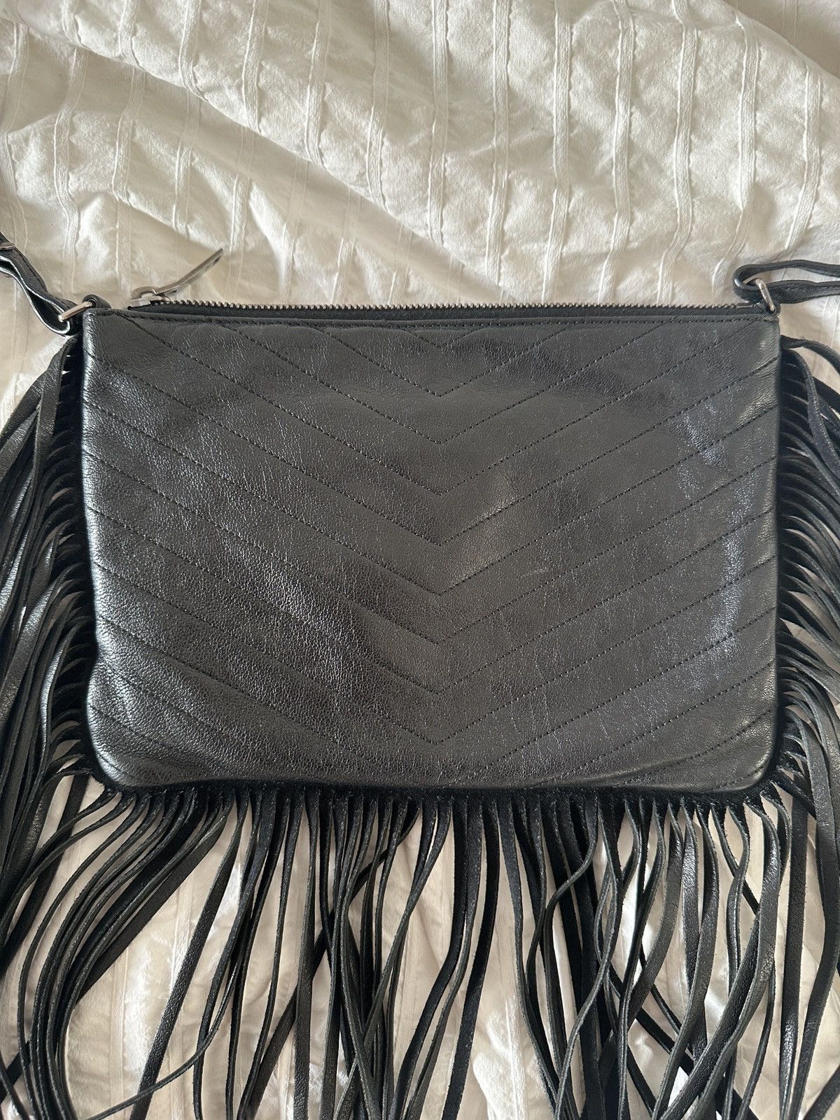 Yves Saint Laurent Saint Laurent black fringe crossbody bag Size ONE SIZE - 7 Thumbnail