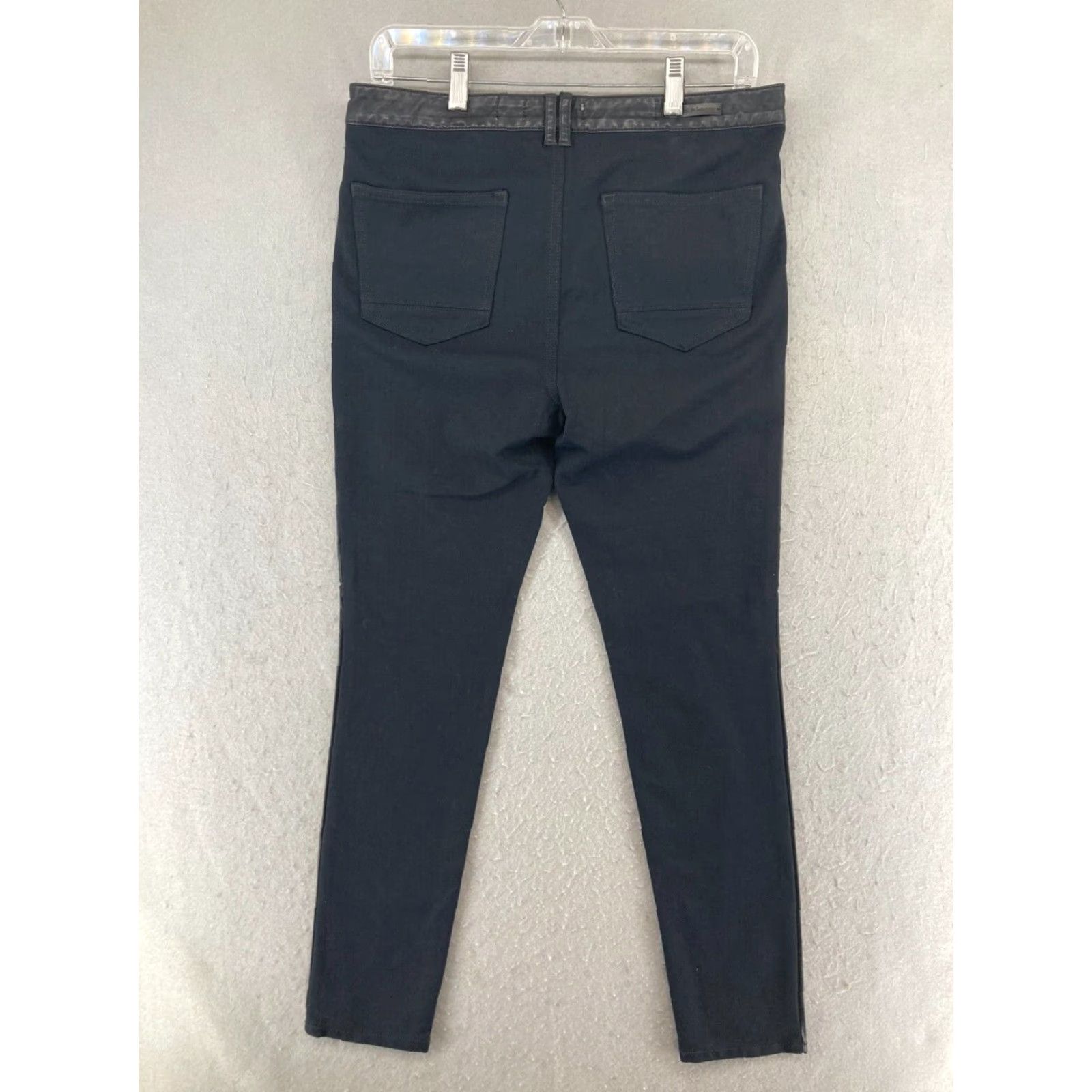 Vintage PILCRO AND THE LETTERPRESS Women’s Jegging Pants 30 Black Faux Leather Skin Tight 90s Gothic Size 30" / US 8 / IT 44 - 7 Thumbnail