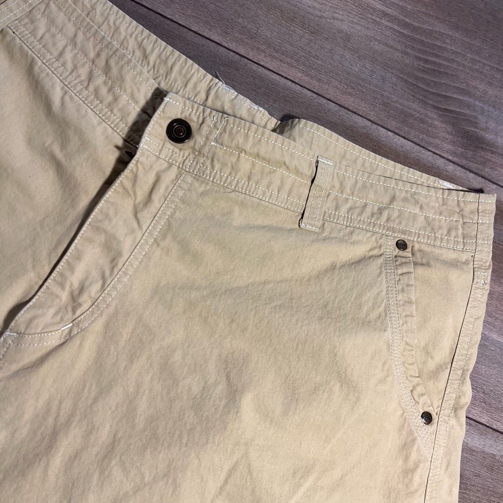 Kuhl Kuhl Khaki Athletic Cargo Shorts Men 40 Bin O-27 Size US 40 / EU 56 - 2 Thumbnail