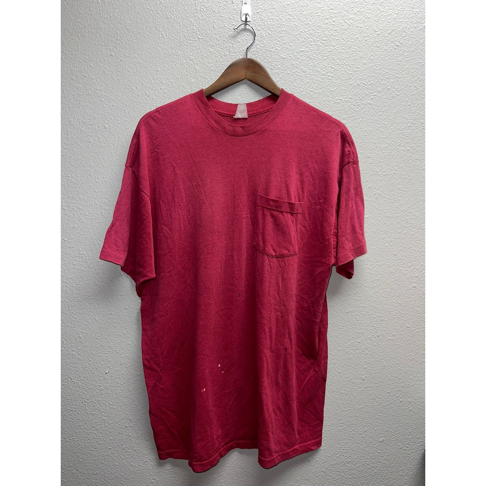 Vintage Vintage Red Blank Shirt Pocket Worn Single Stitched X-Large Size US XL / EU 56 / 4 - 1 Thumbnail