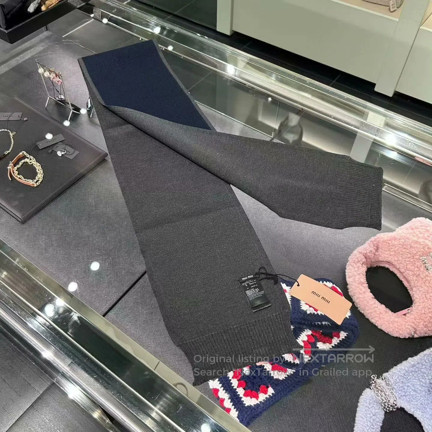 Miu Miu MiuMiu Double Layer Cashmere Silk Scarf. Size ONE SIZE - 2 Thumbnail