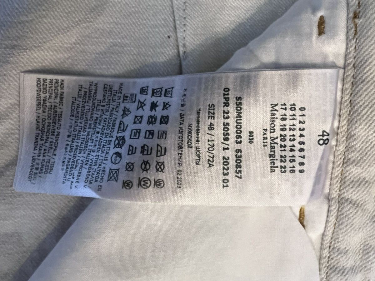 Maison Margiela SS23 hand-painted stone-washed denim shorts, sz 32–34, Italy Size US 32 / EU 48 - 19 Thumbnail