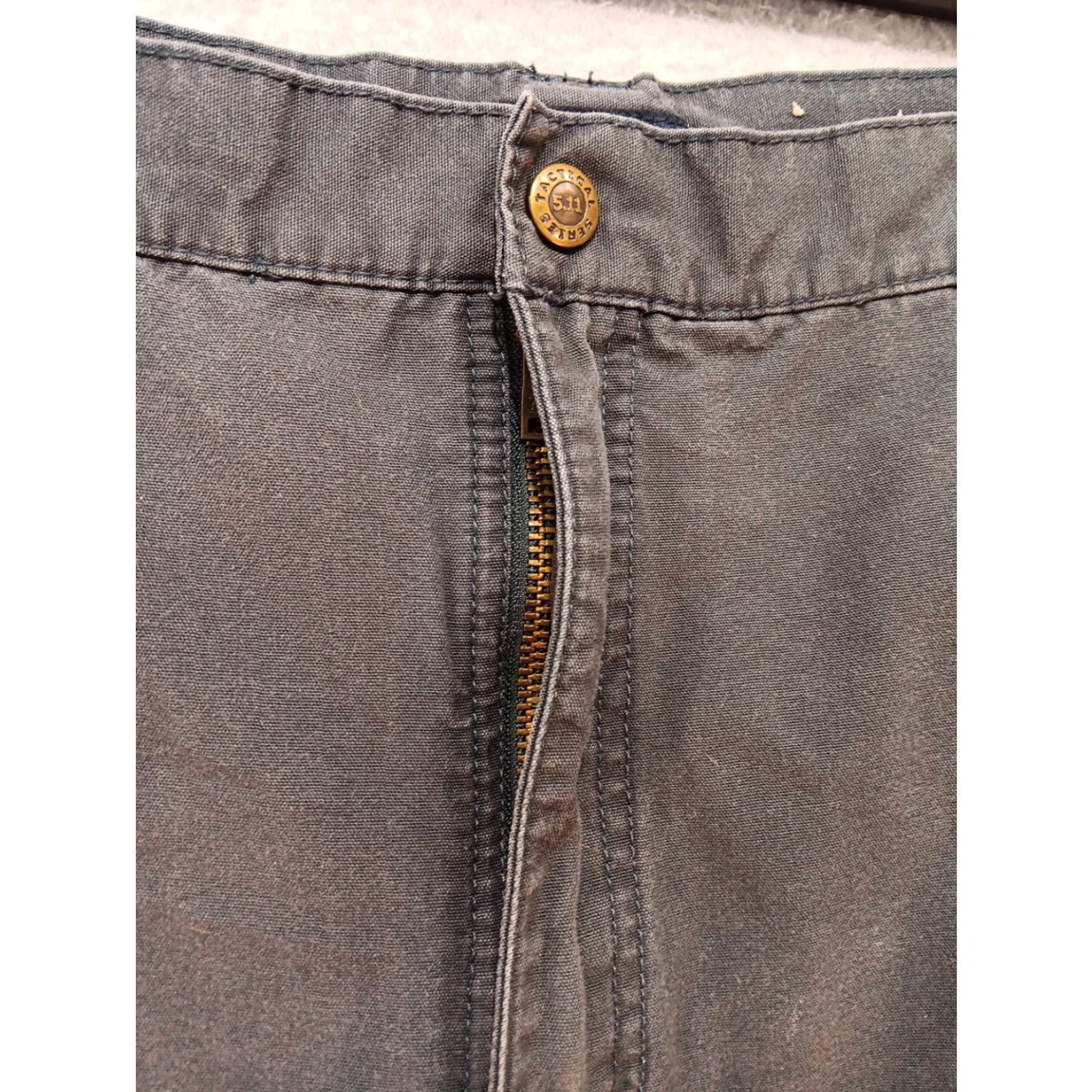 Vintage VINTAGE 511 Tactical Pants Men 42x32 Black Cargo Pants 5.11 Tactical 42 Regular Canvas Cotton Cargo Pocket Straight Leg GUC Size US 42 / EU 58 - 4 Thumbnail