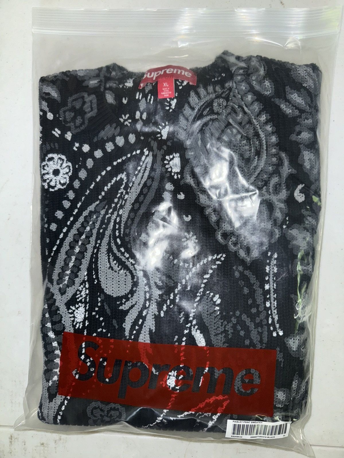Supreme Supreme Printed Paisley Sweater Size US XL / EU 56 / 4 - 4 Thumbnail