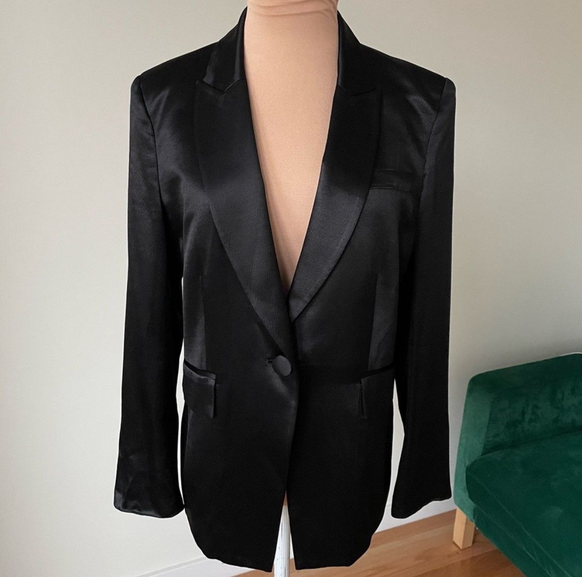image of Veronica Beard Silky Athens Satin Single Button Blazer in Black, Women's (Size Medium)