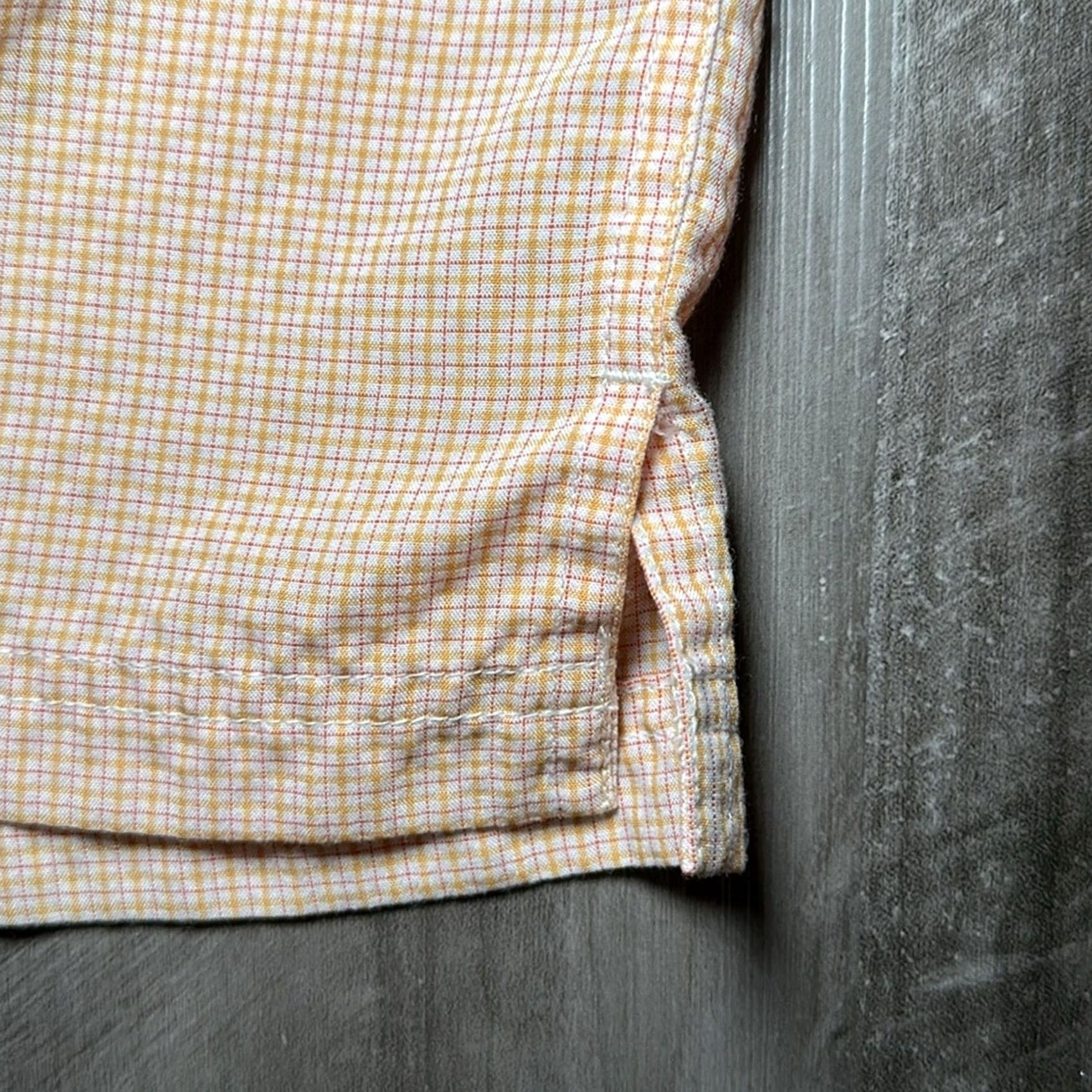 The North Face The North Face Modal Blend Short Sleeve Button Down M Men Gold 70% Modal 30% Polyester Shirt Mens Short Sleeve Casual Plaid 90s? Size US 31 - 8 Thumbnail