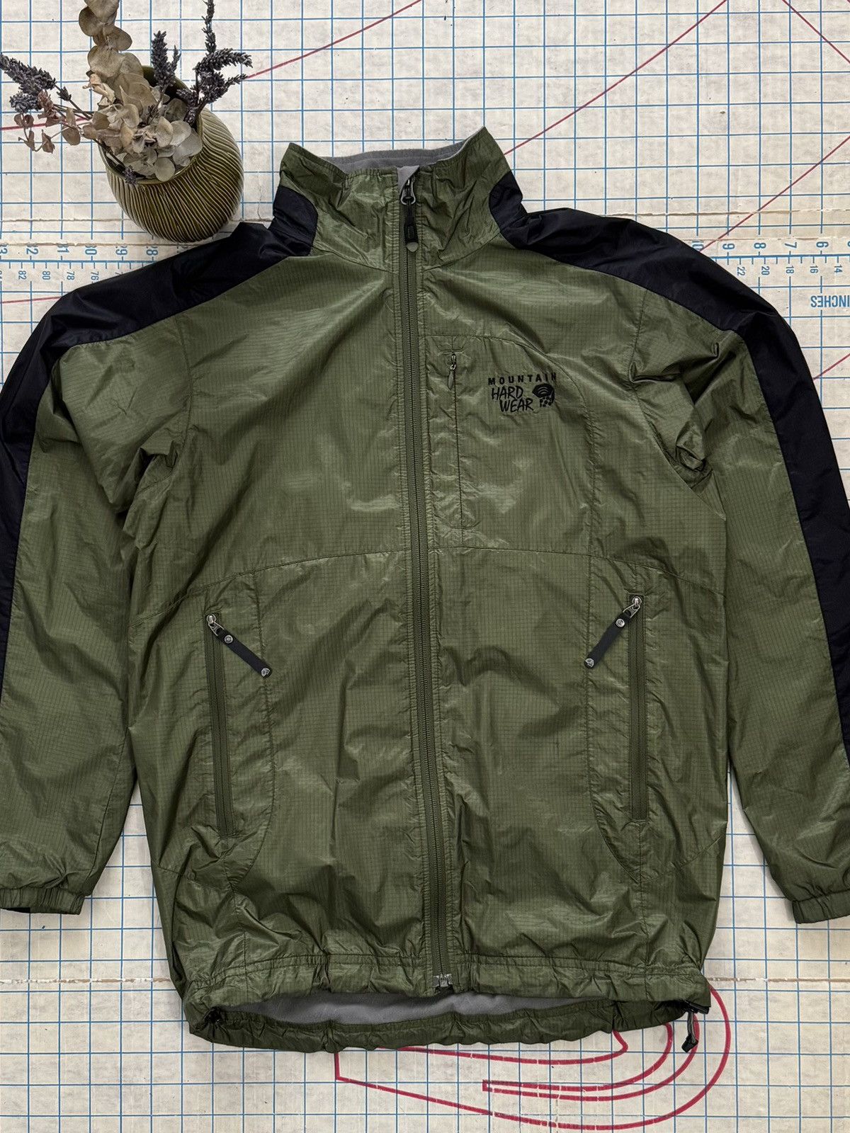 Mountain Hardwear Mountain Hard Wear Full Zip Lightweight Jacket Dark Green S Size US S / EU 44-46 / 1 - 3 Thumbnail