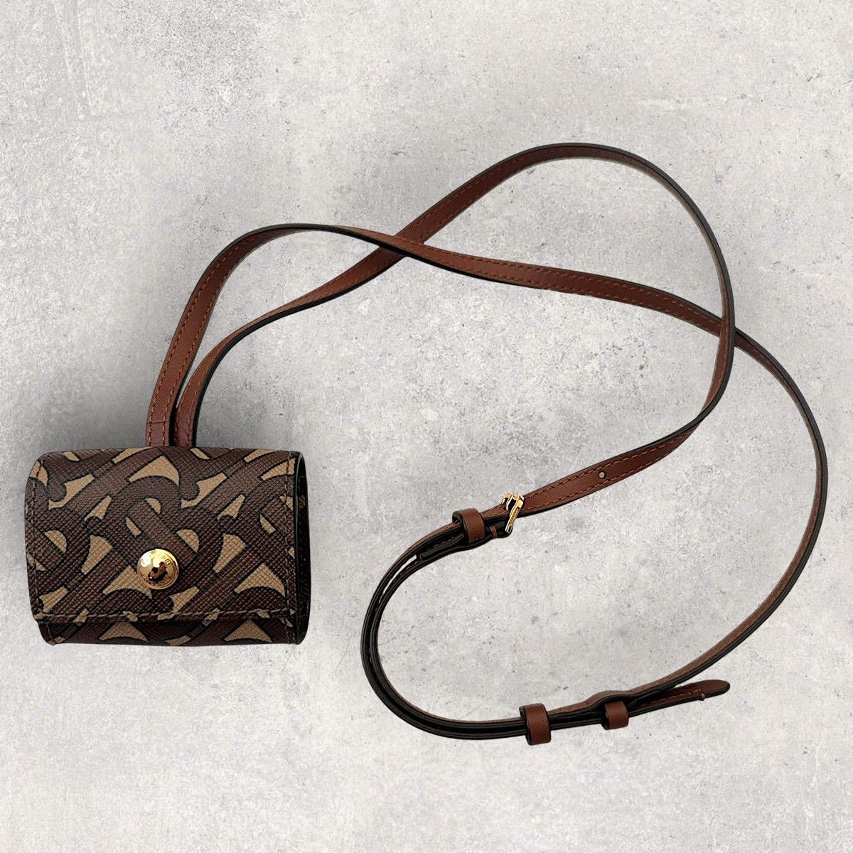 Burberry Burberry TB Monogram AirPod Pro Case Size ONE SIZE - 1 Thumbnail