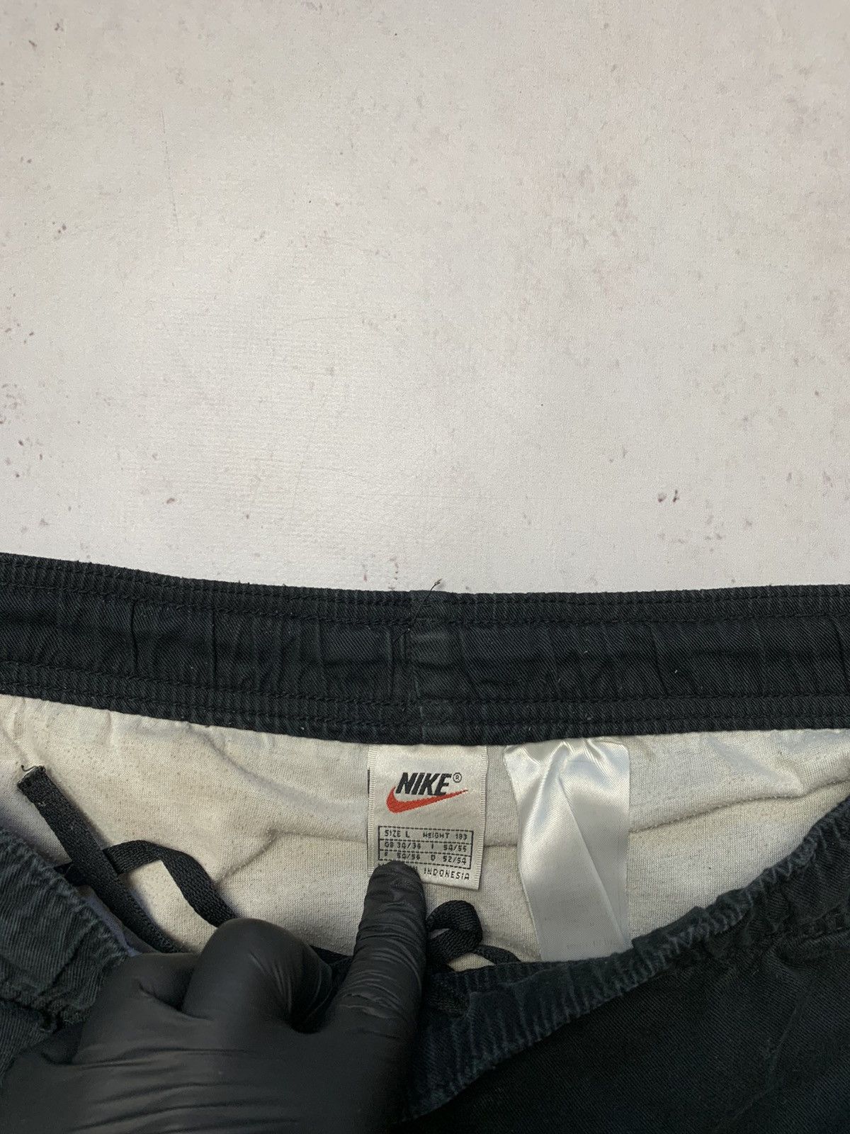 Nike × Vintage Vintage 90's Nike Running Shorts Sportwear Rare Y2K Drill L Size US 34 / EU 50 - 6 Thumbnail