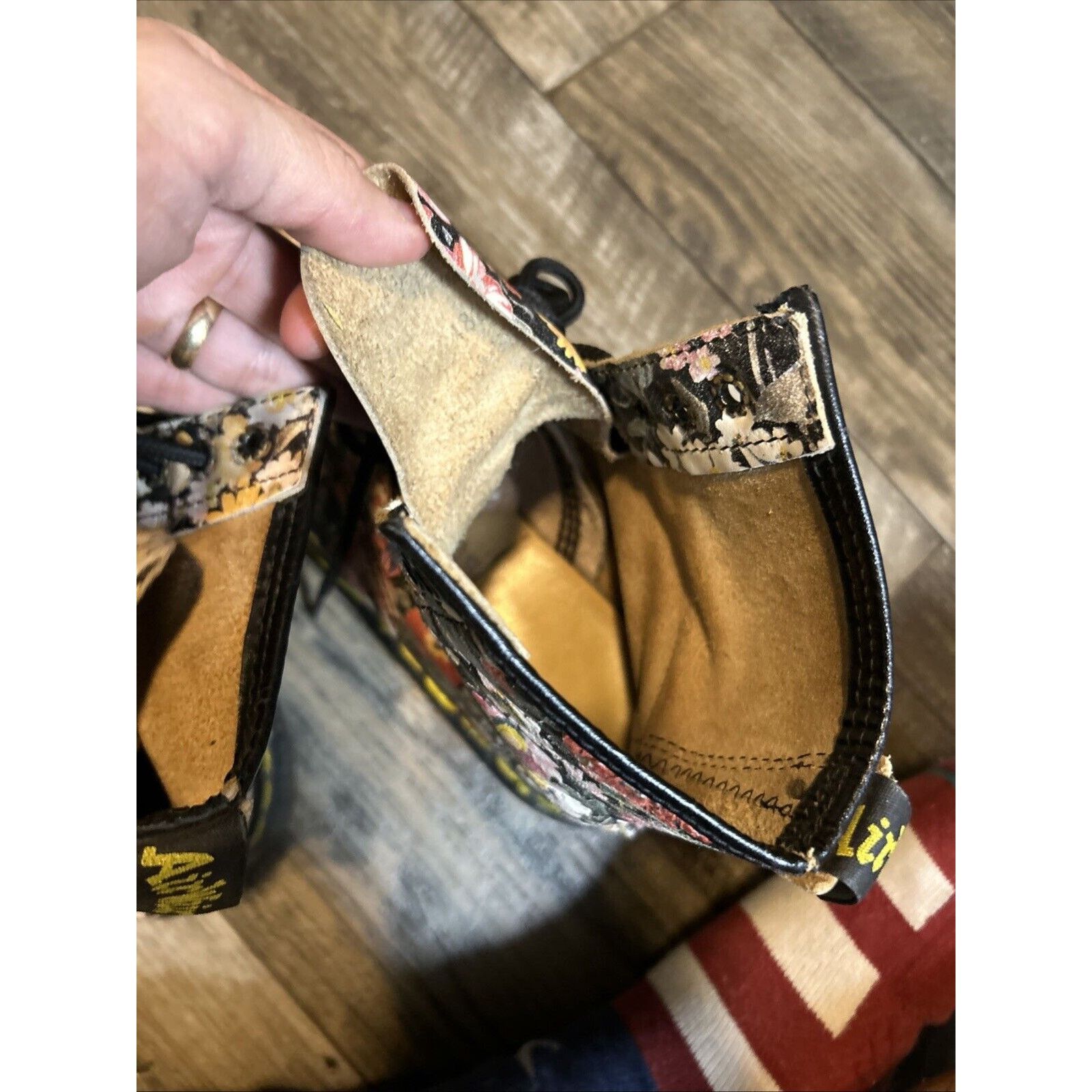 Dr. Martens RARE VTG Dr. Martens Dark Floral Lace Up Eyelet Boot Women Size US 5 / IT 35 - 10 Thumbnail