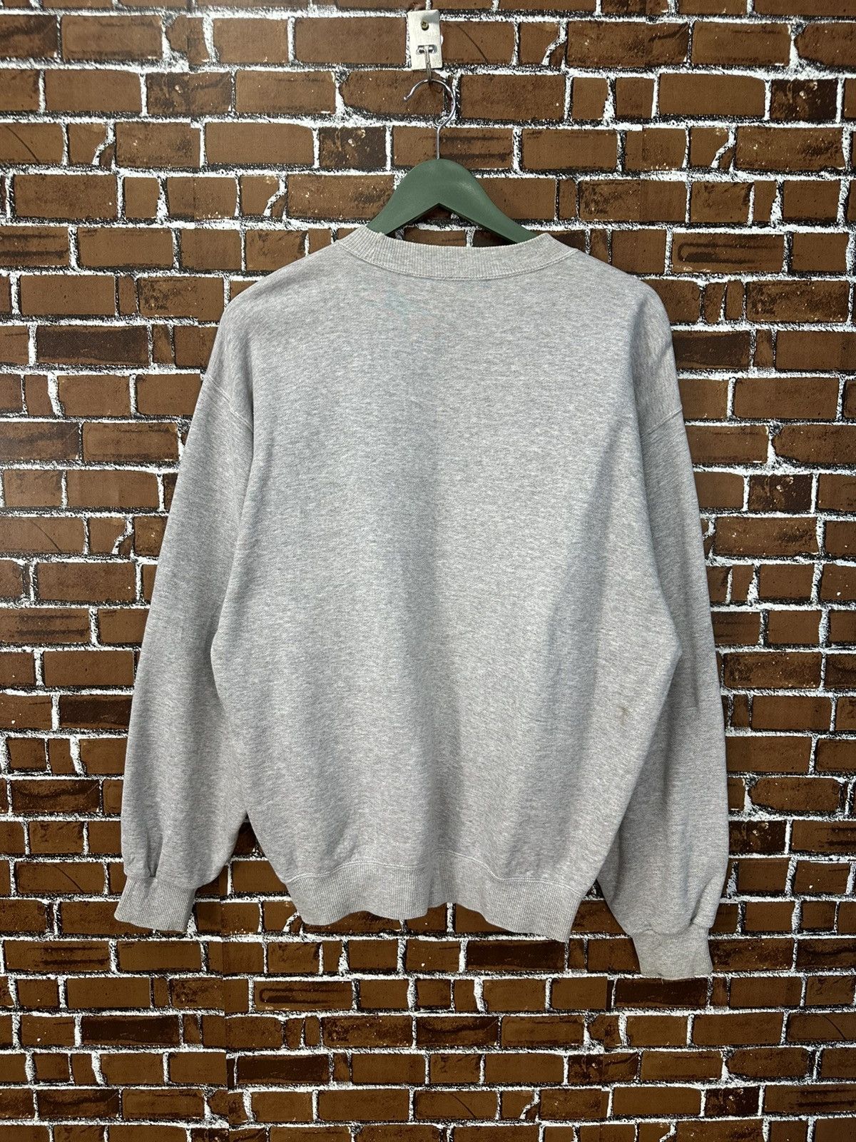 Nike Vintage 80s Nike Air Big Logo Crewneck Z357 Size US L / EU 52-54 / 3 - 5 Thumbnail