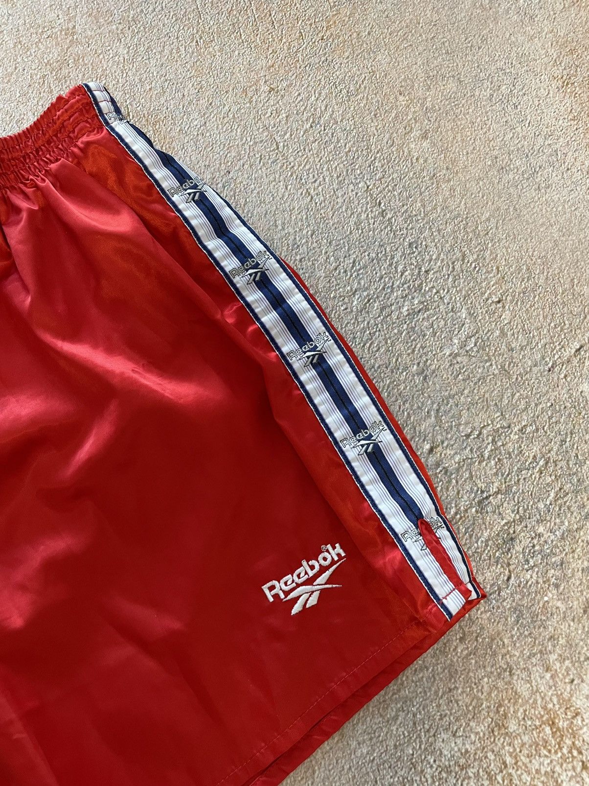 Reebok Vintage 90s Reebok Monogram Nylon Shorts Size US 32 / EU 48 - 3 Thumbnail
