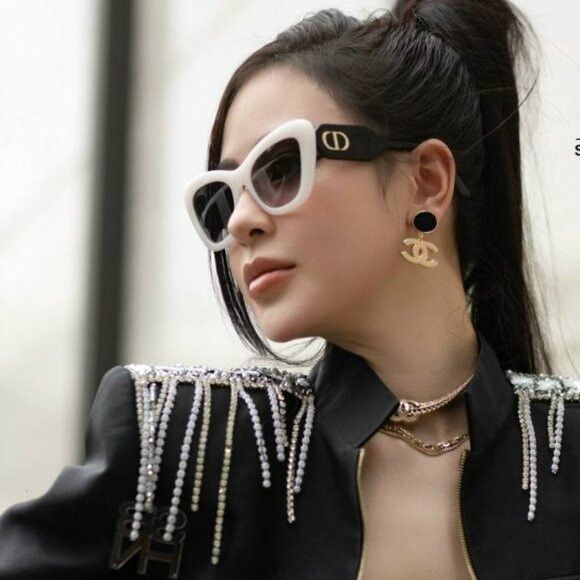 Dior 🕶️ New Dior DIORBOBBY B1U 76A2 Sunglasses - Pink Frame Size ONE SIZE - 1 Thumbnail