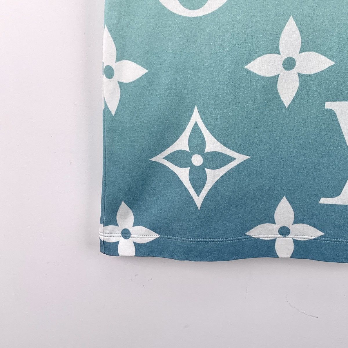 Louis Vuitton Louis Vuitton Blue All Over Print Sleeveless T-Shirt K26WX Size XL / US 12-14 / IT 48-50 - 4 Thumbnail
