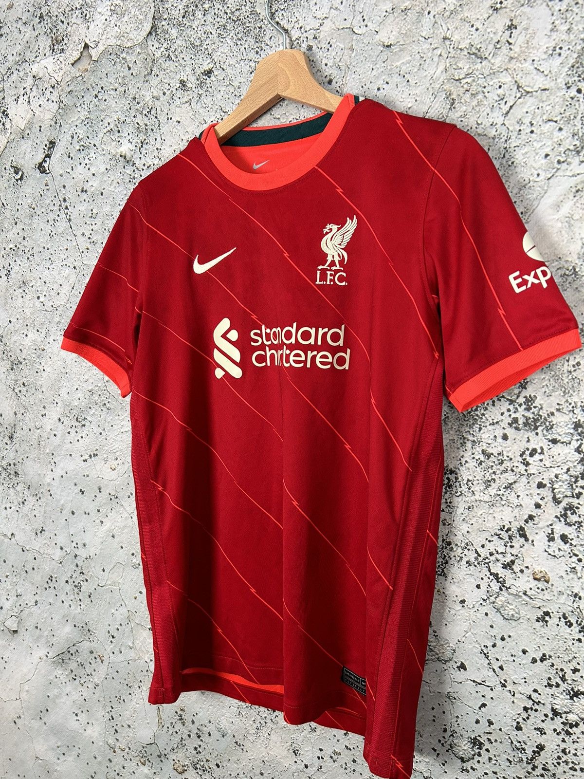 Nike Liverpool FC Nike Soccer Jersey Football Youth Rare Sport Size US S / EU 44-46 / 1 - 2 Thumbnail