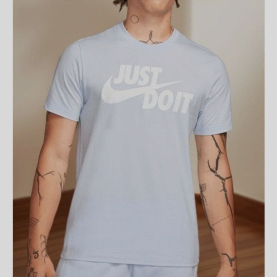 Nike Nike Men's XL Gray T-Shirt - Excellent Condition! Size US XL / EU 56 / 4 - 1 Thumbnail