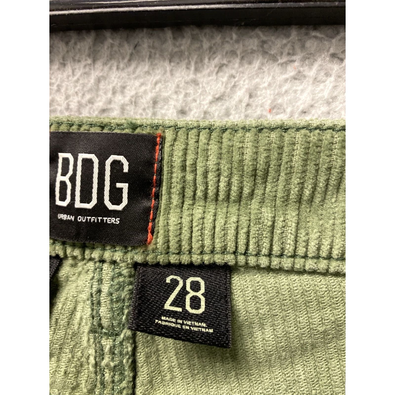 Bdg BDG MOM High Rise Corduroy Pants Womens Size 28X30 Green Ankle Style 11” Rise Size 28" / US 6 / IT 42 - 5 Thumbnail