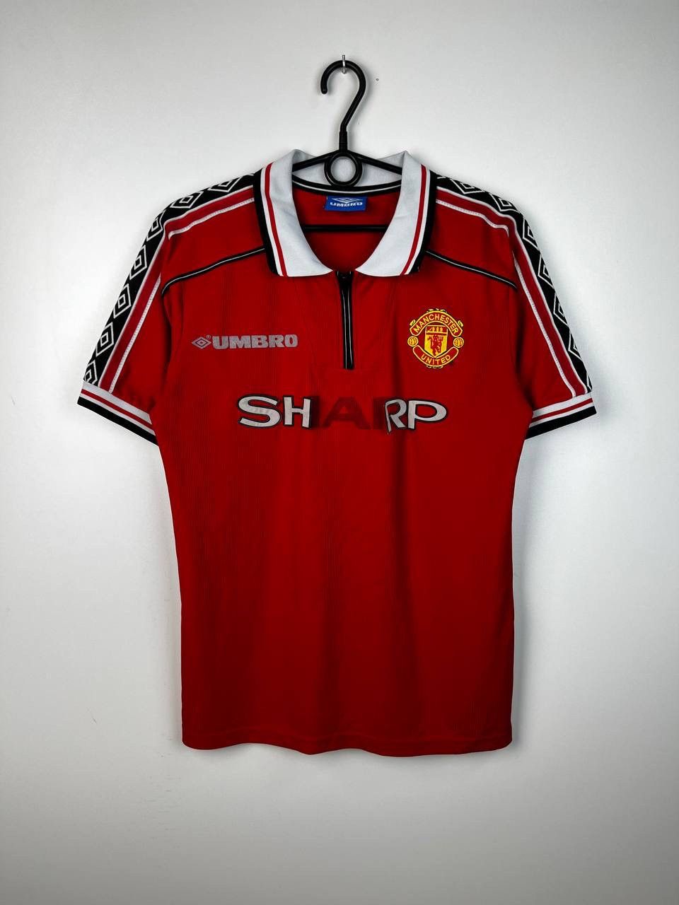 Umbro Manchester United Umbro Jersey vintage t-shirts size S Size US S / EU 44-46 / 1 - 1 Thumbnail