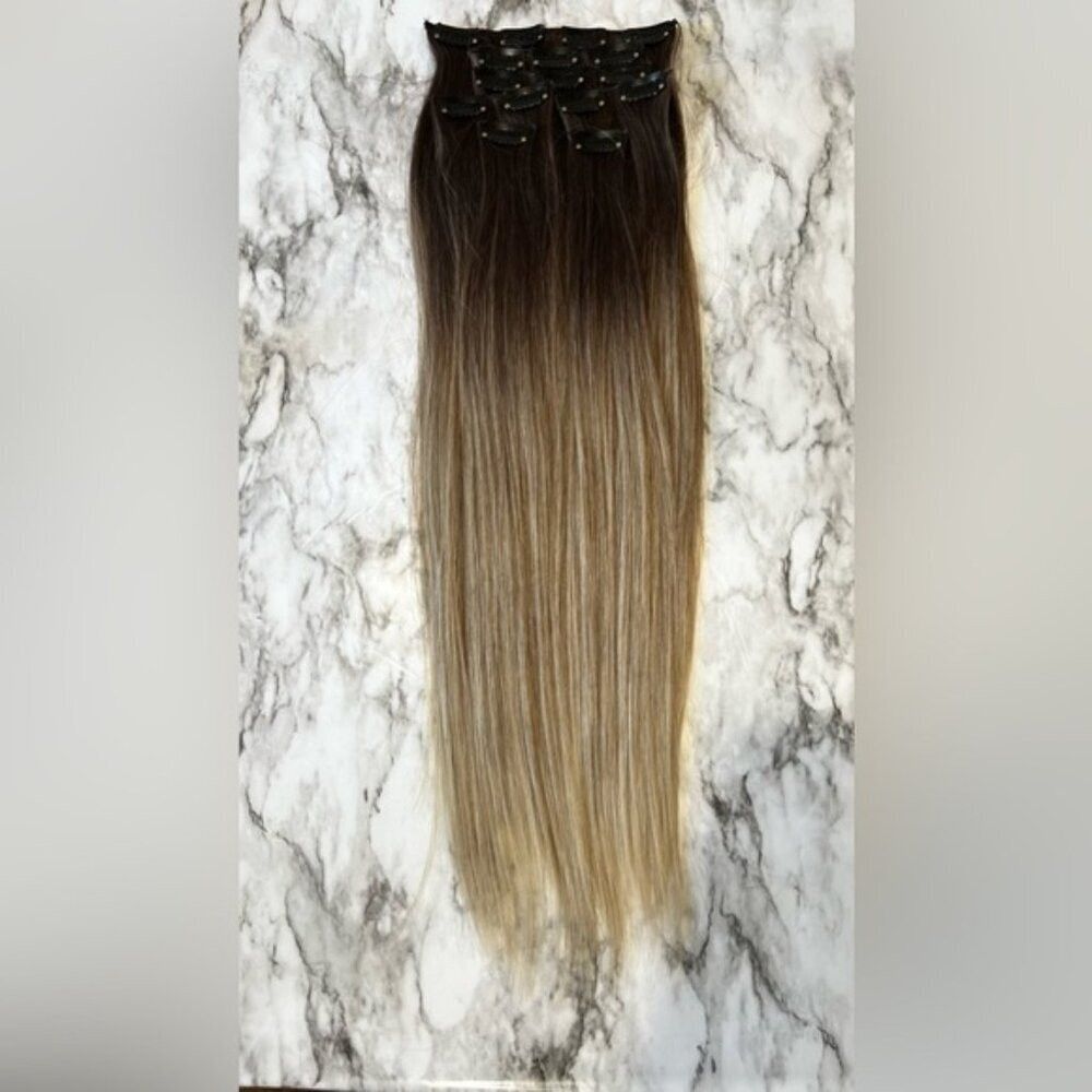 Other 24 Inch Balayage Style Clip in Hair Extensions Brown to Lig Size ONE SIZE - 4 Thumbnail