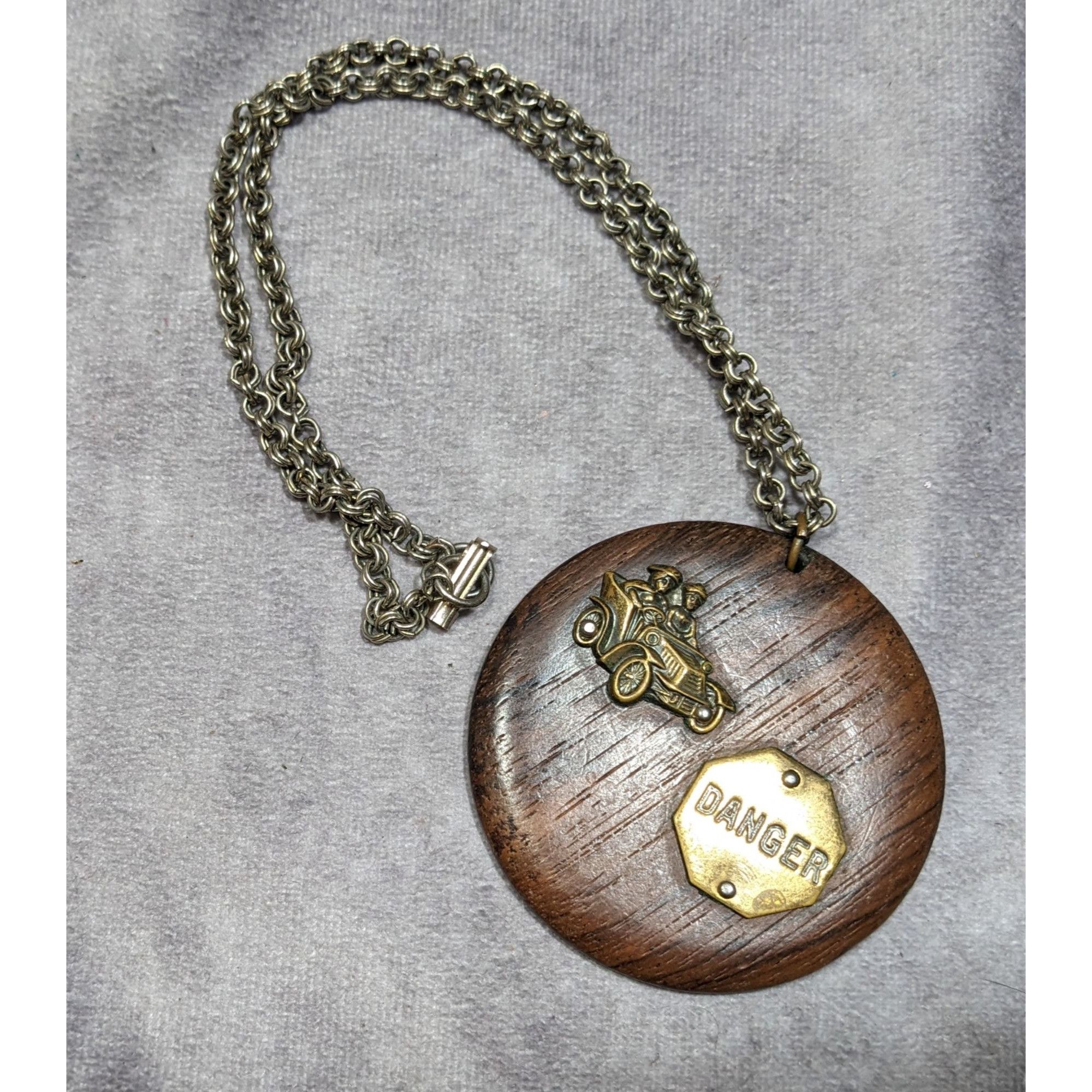 Other Vintage Novelty Automobile Wood And Metal Pendant Necklace Size ONE SIZE - 8 Thumbnail
