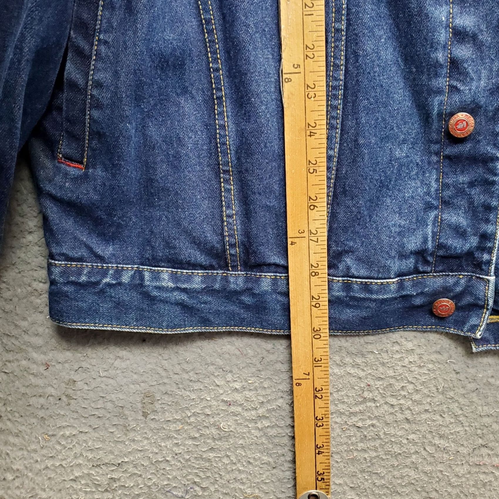 Vintage VINTAGE Mecca Jean Jacket Mens Large Blue Denim Hip Hop Graphic Patch Streetwear Jacket Size US 33 - 3 Thumbnail