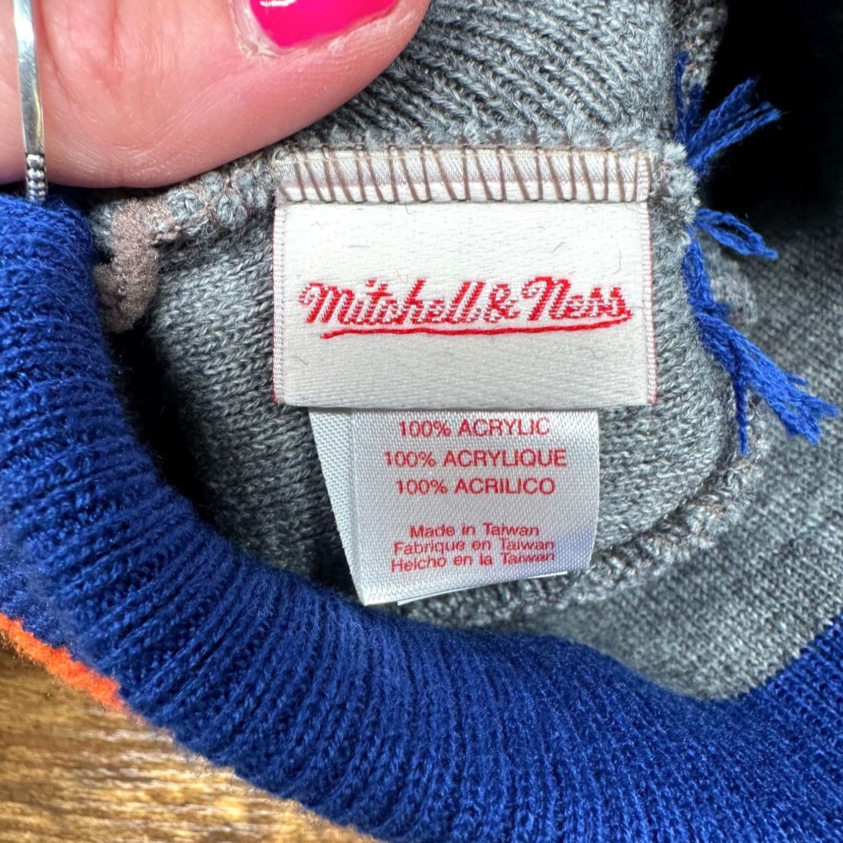 Mitchell & Ness VINTAGE? Mitchell & Ness New York Knicks Beanie Hat Pom Cuffed Knit Grey Orange Blue Size ONE SIZE - 6 Thumbnail