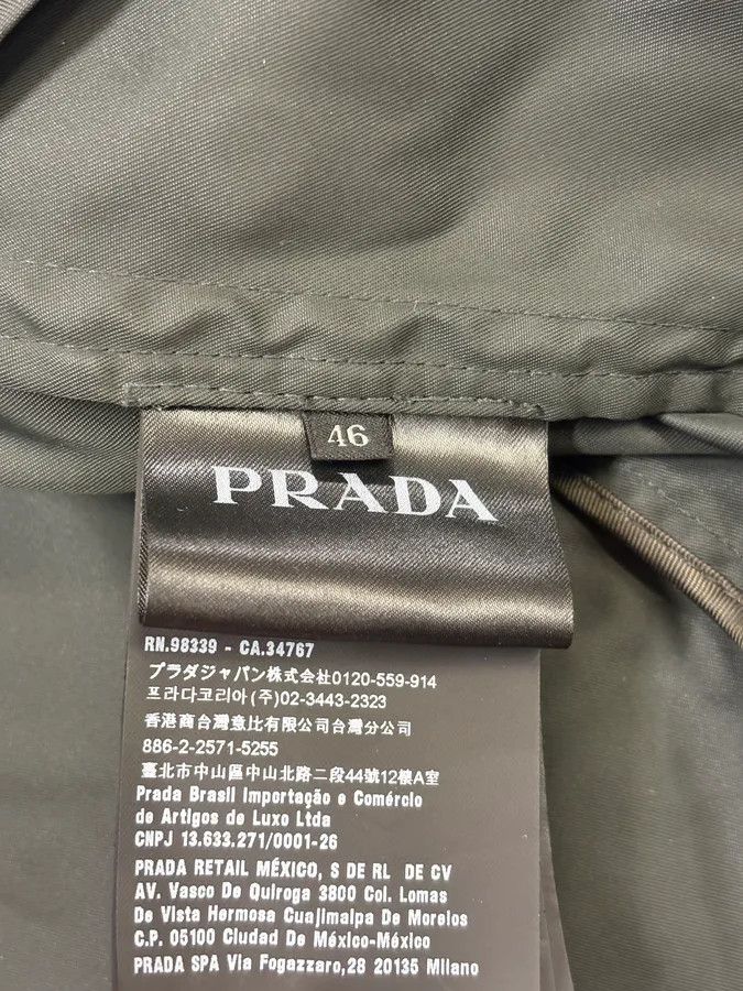 Prada FW2016 Prada Olive Nylon Bomber Jacket Size US M / EU 48-50 / 2 - 13 Thumbnail
