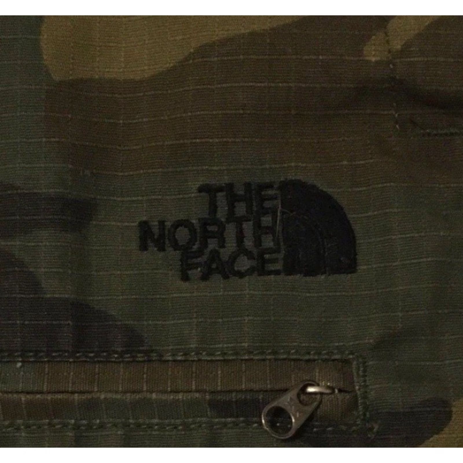 The North Face VINTAGE The North Face Camo Cut Off Belted Pants S Men Green 90s Army Grunge Skate Military Pockets Closure Buckle Size US 29 - 3 Thumbnail