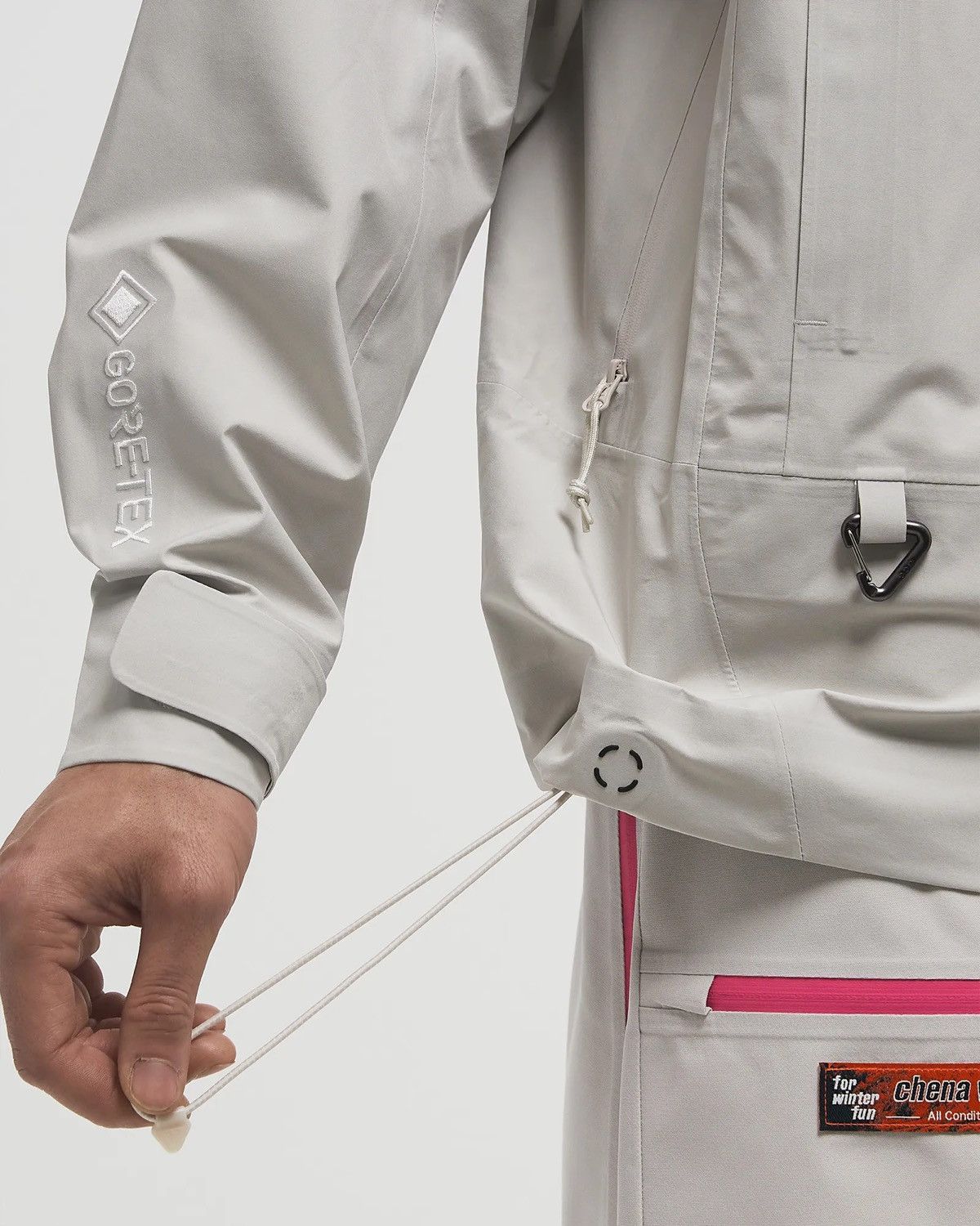 Nike ACG Nike ACG STORM-FIT ADV GORE-TEX Jacket FV8641-104 Size US S / EU 44-46 / 1 - 6 Thumbnail